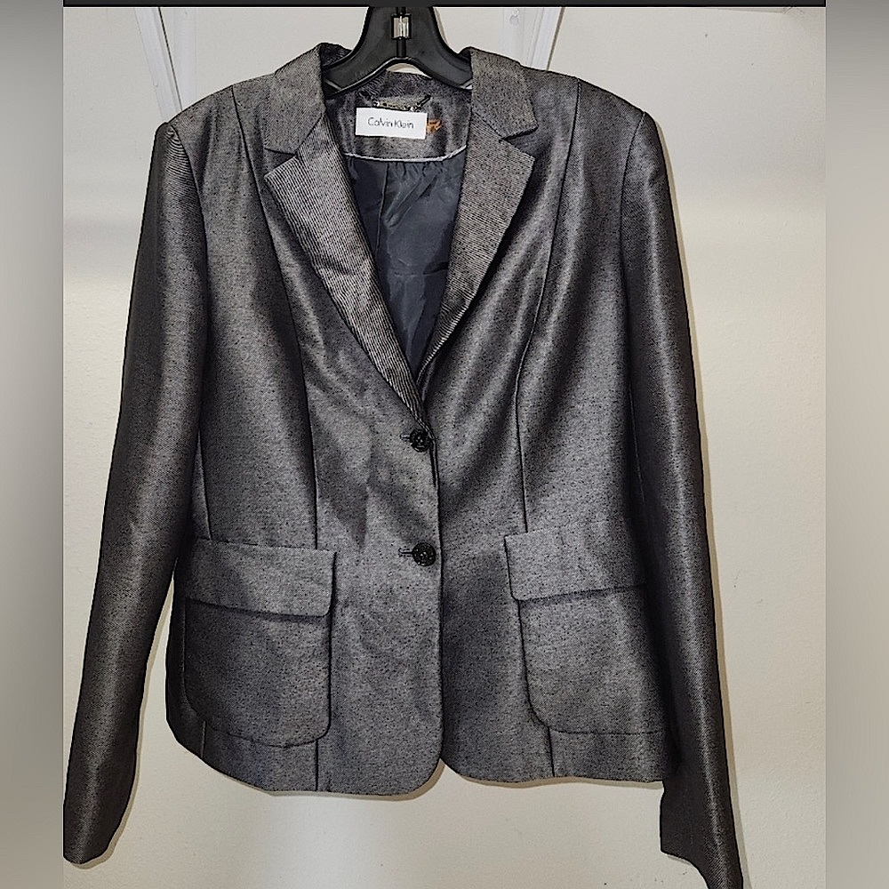 Calvin Klein 2 Piece Suit